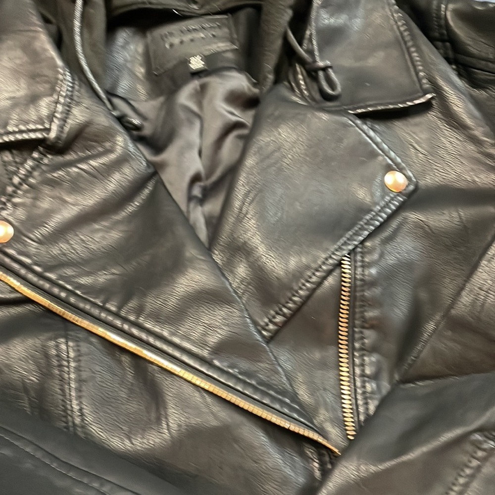 Blank NYC jacket moto black faux leather hood silver zipper sz 2X, NWT - Picture 4 of 9